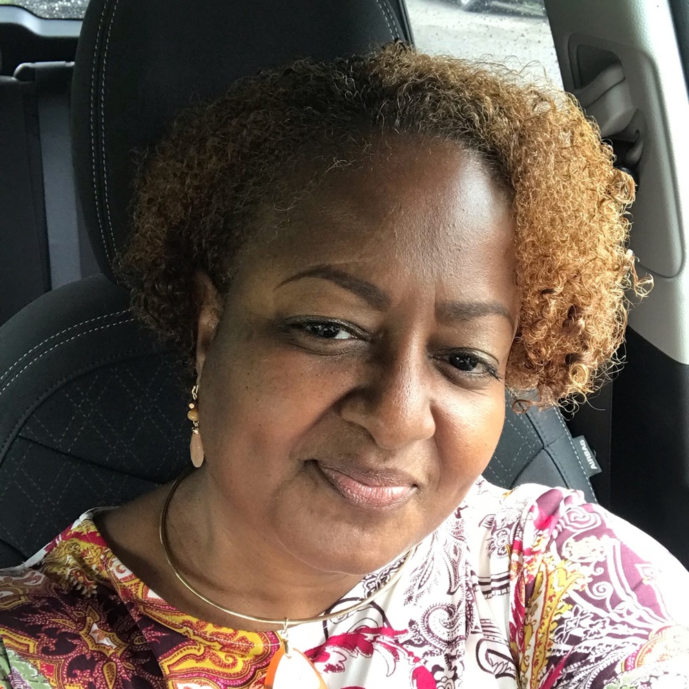 Meet your Posher, Brenda